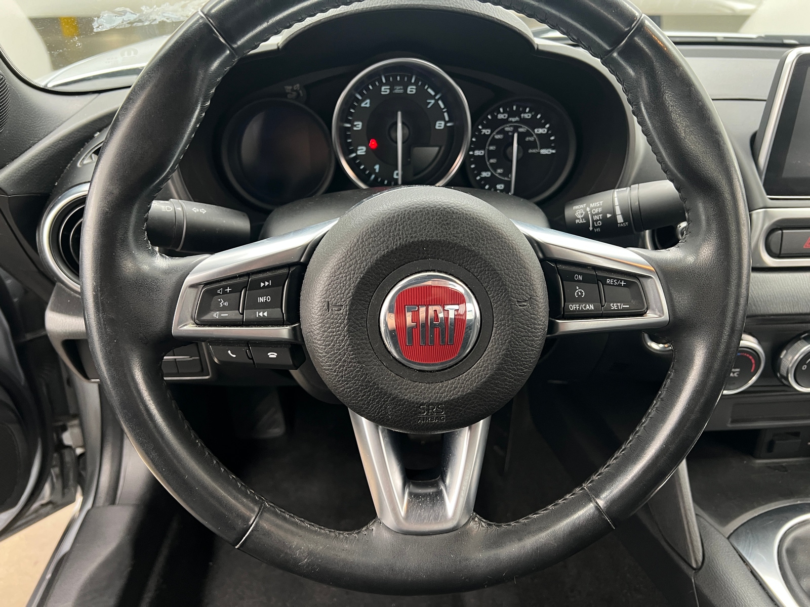 Thumbnail: 2018 Fiat 124 Spider - 5