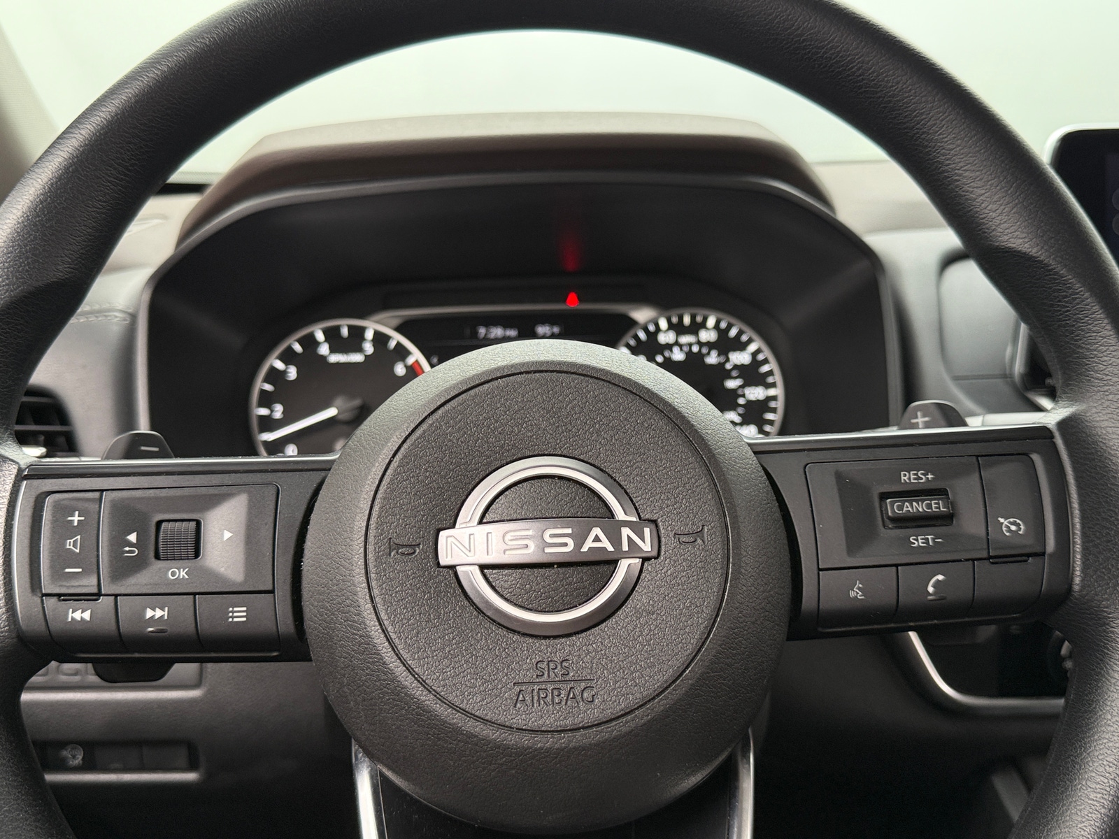 Thumbnail: 2023 Nissan Rogue - 5