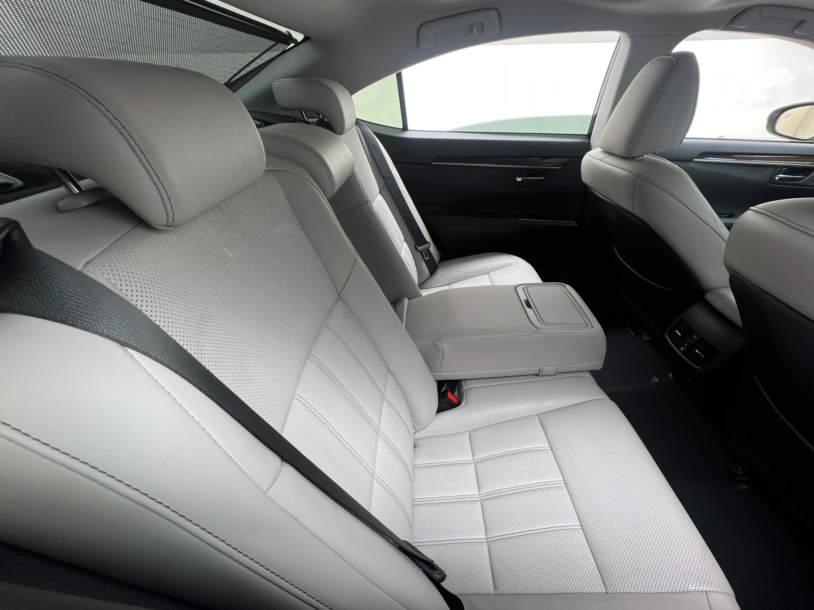 Thumbnail: 2017 Lexus ES - 5