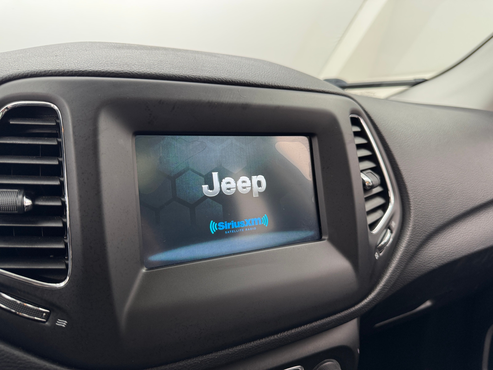 Thumbnail: 2018 Jeep Compass - 4