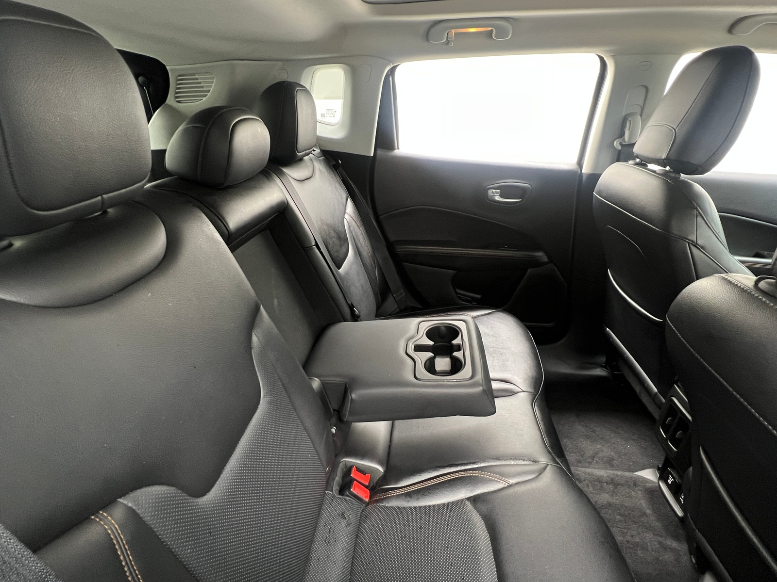 Thumbnail: 2018 Jeep Compass - 6