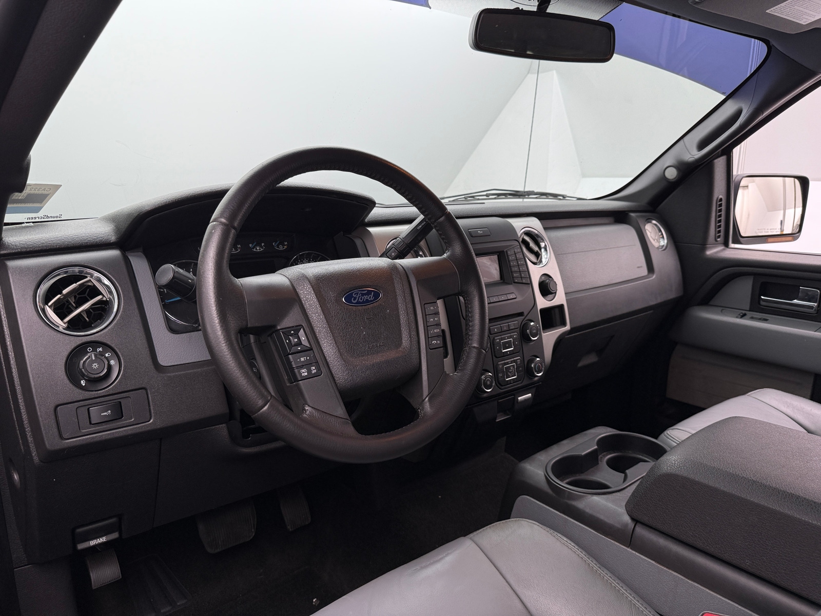 Thumbnail: 2014 Ford Econoline - 3