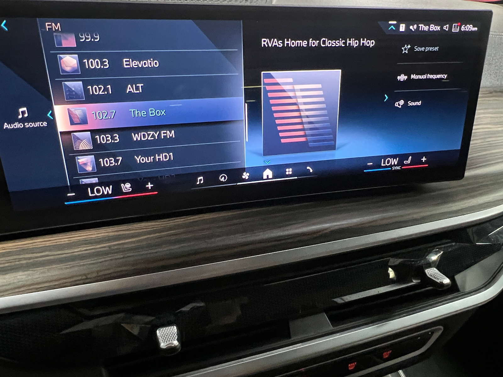 Thumbnail: 2024 BMW X5 - 3