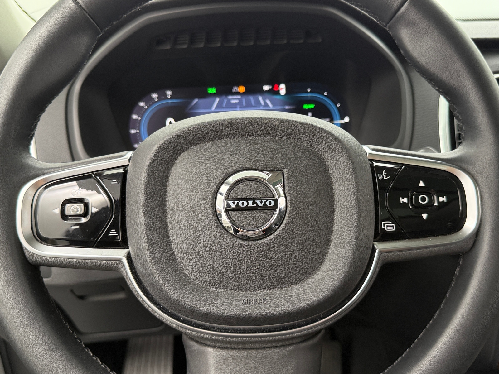 Thumbnail: 2024 Volvo XC90 - 4