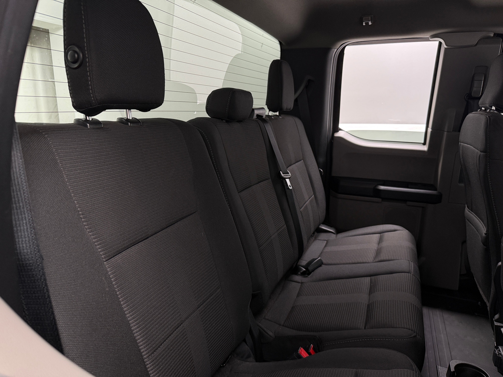 Thumbnail: 2019 Ford Econoline - 6