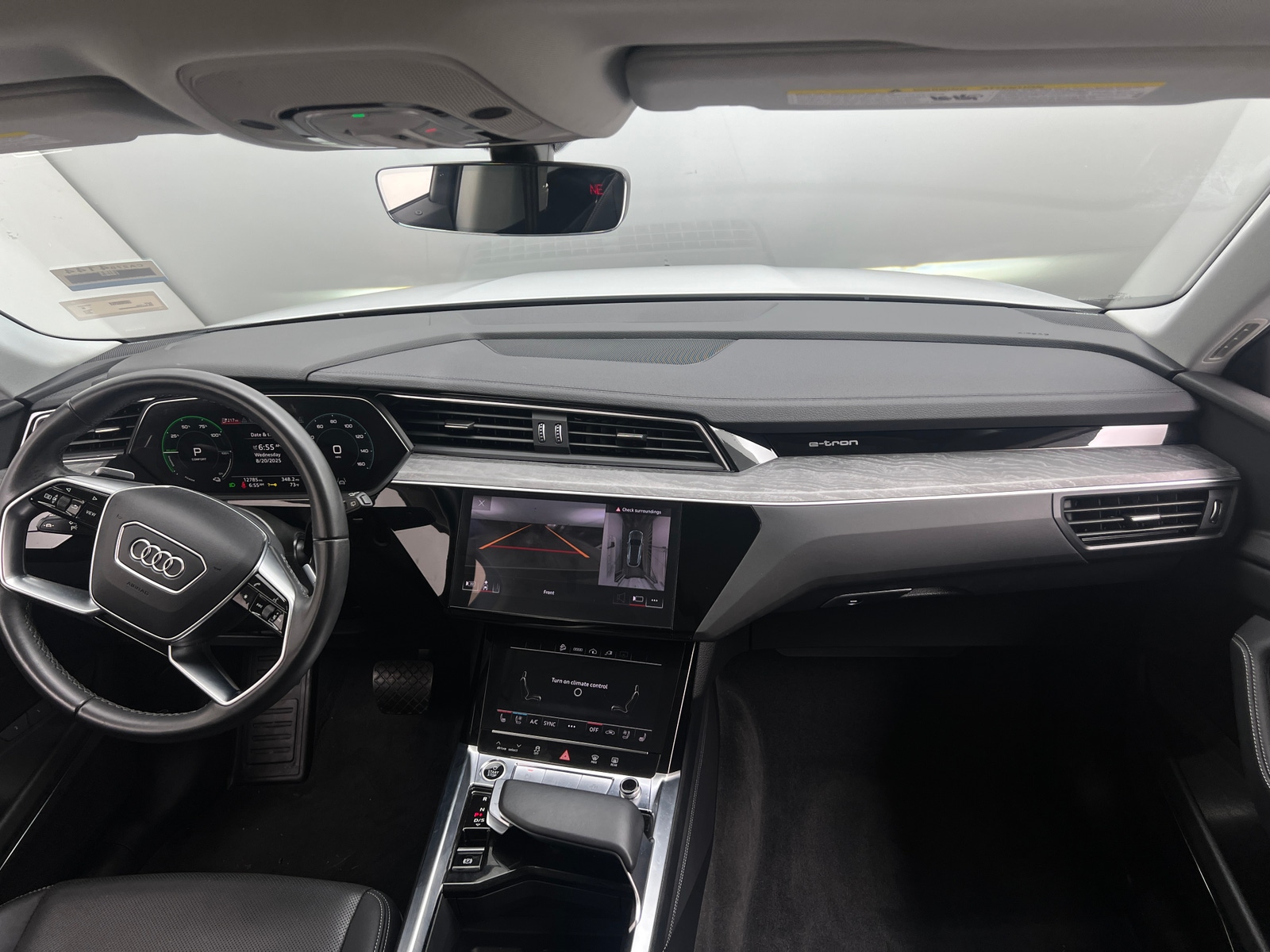 Thumbnail: 2024 Audi Q8 e-tron - 2