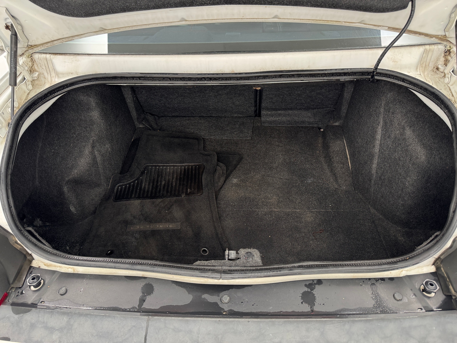 Thumbnail: 2013 Dodge Challenger - 4