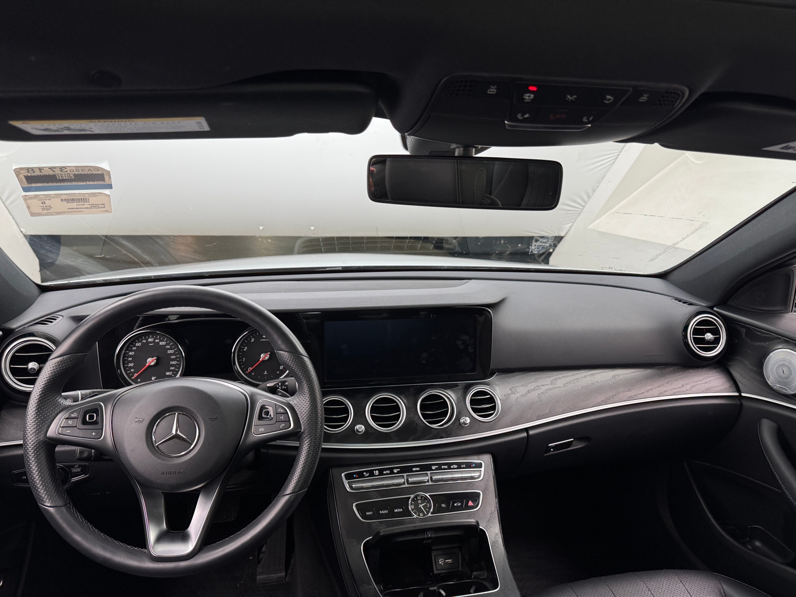 Thumbnail: 2018 Mercedes-Benz E-Class - 2