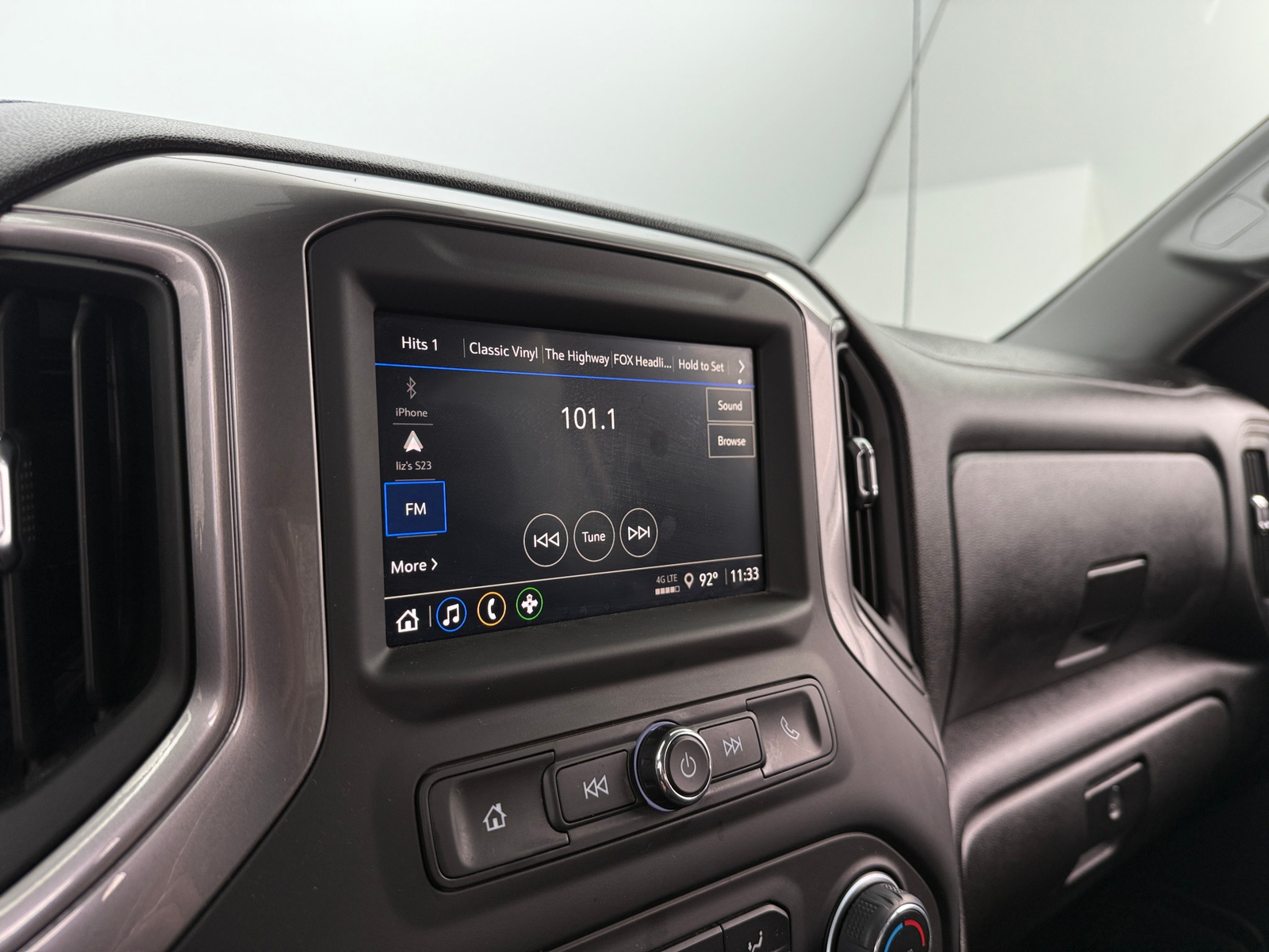 Thumbnail: 2024 Chevrolet Silverado 1500 - 4
