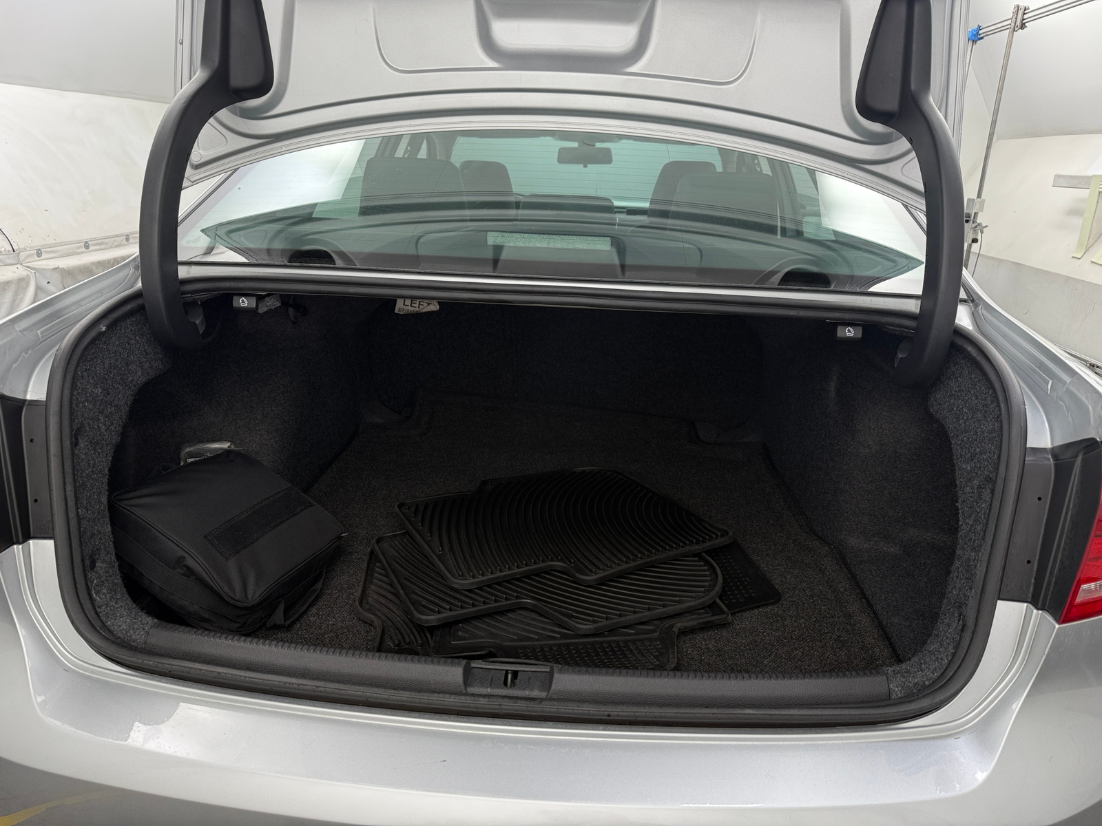 Thumbnail: 2015 Volkswagen Passat - 7