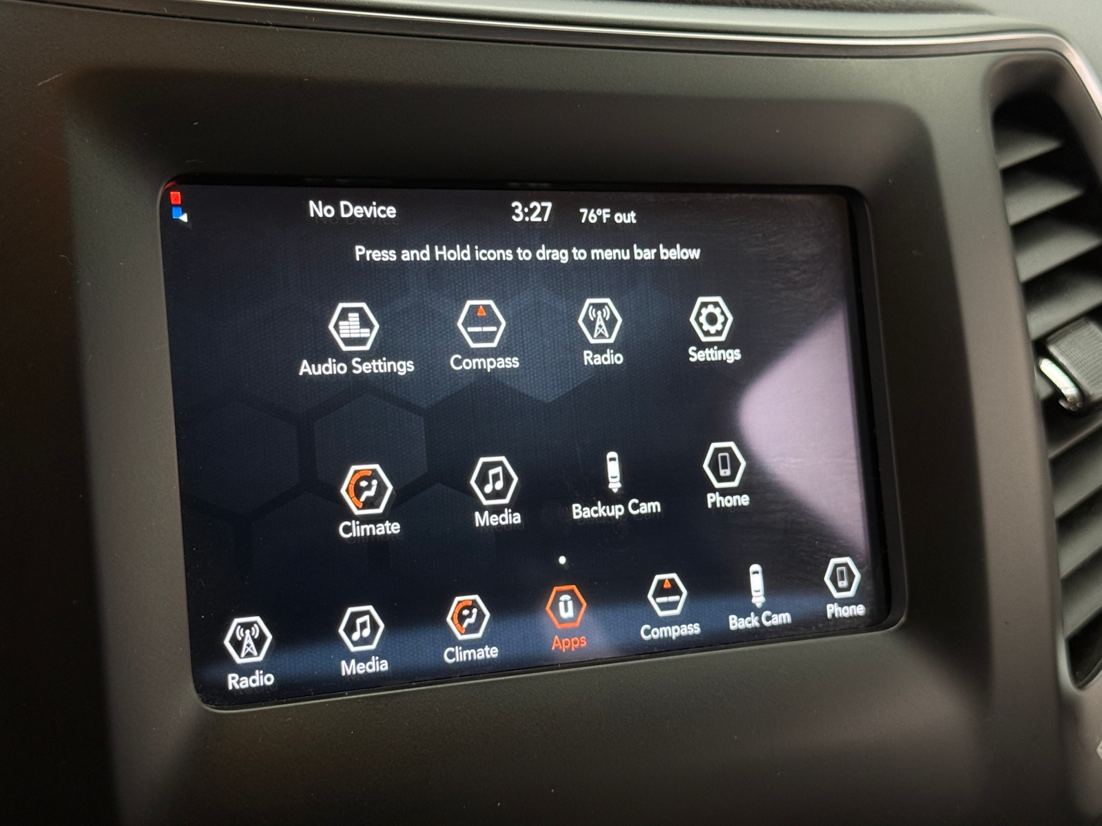 Thumbnail: 2019 Jeep Cherokee - 4