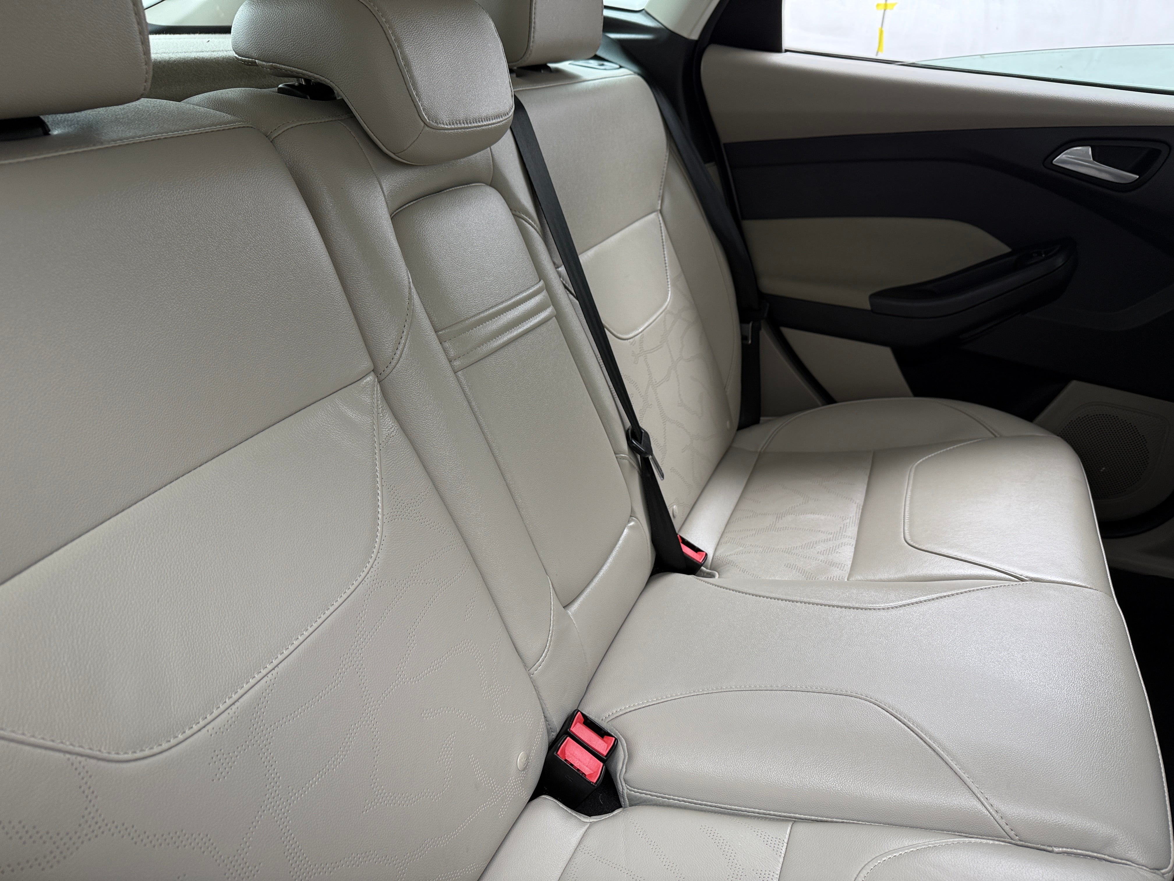 Used 2015 Ford Focus Electric with VIN 1FADP3R41FL232883 for sale in Auburn, WA