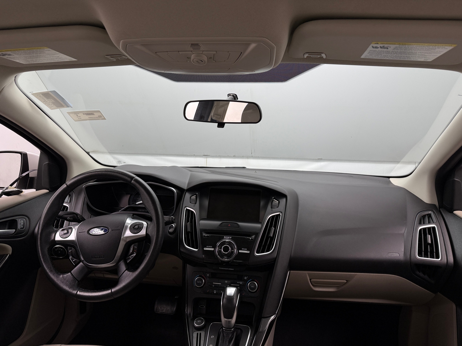 Thumbnail: 2015 Ford Focus - 3