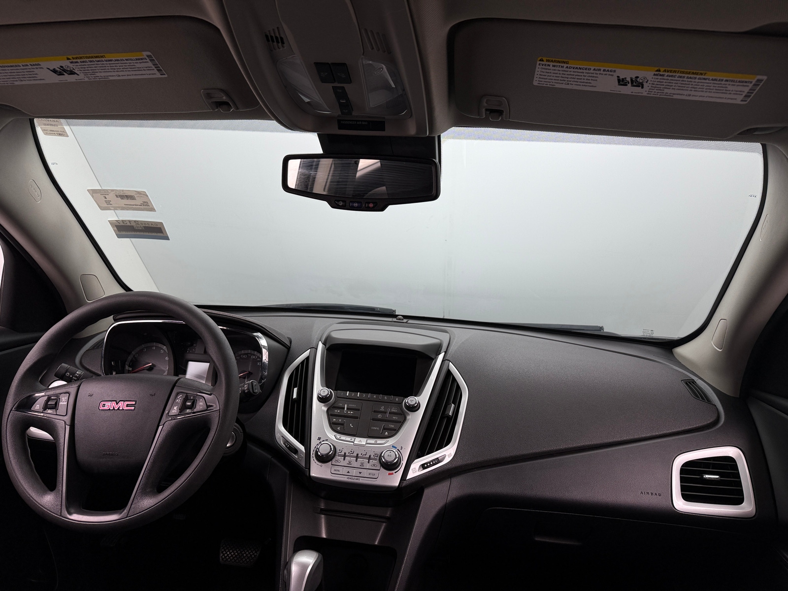 Thumbnail: 2015 GMC Terrain - 3