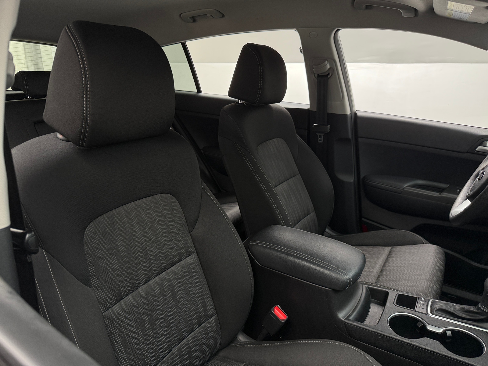Thumbnail: 2020 Kia Sportage - 2