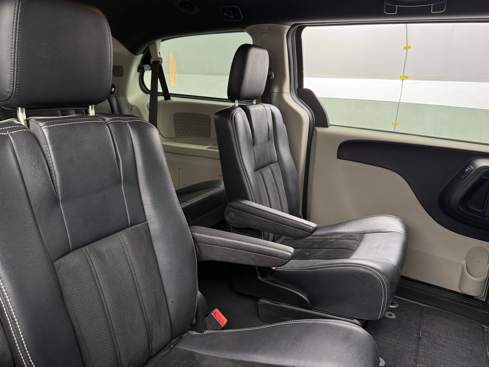 Thumbnail: 2018 Dodge Grand Caravan - 5