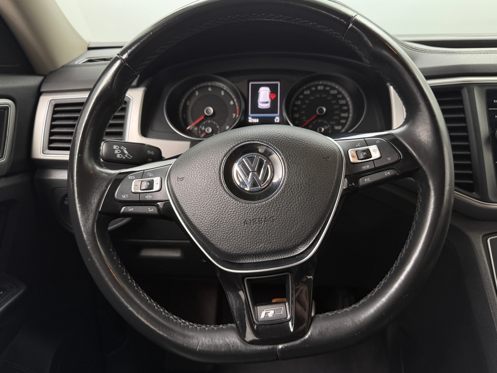 Thumbnail: 2019 Volkswagen Atlas - 4