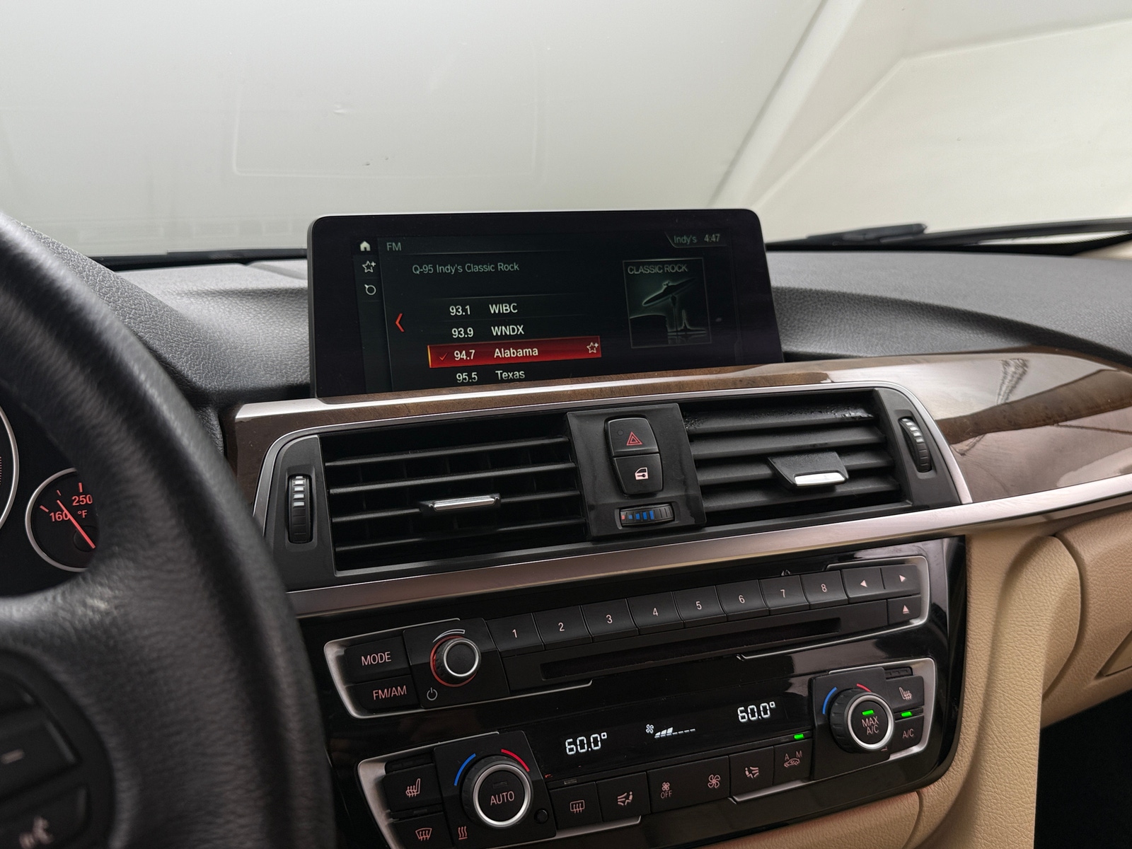 Thumbnail: 2018 BMW 3 Series - 3