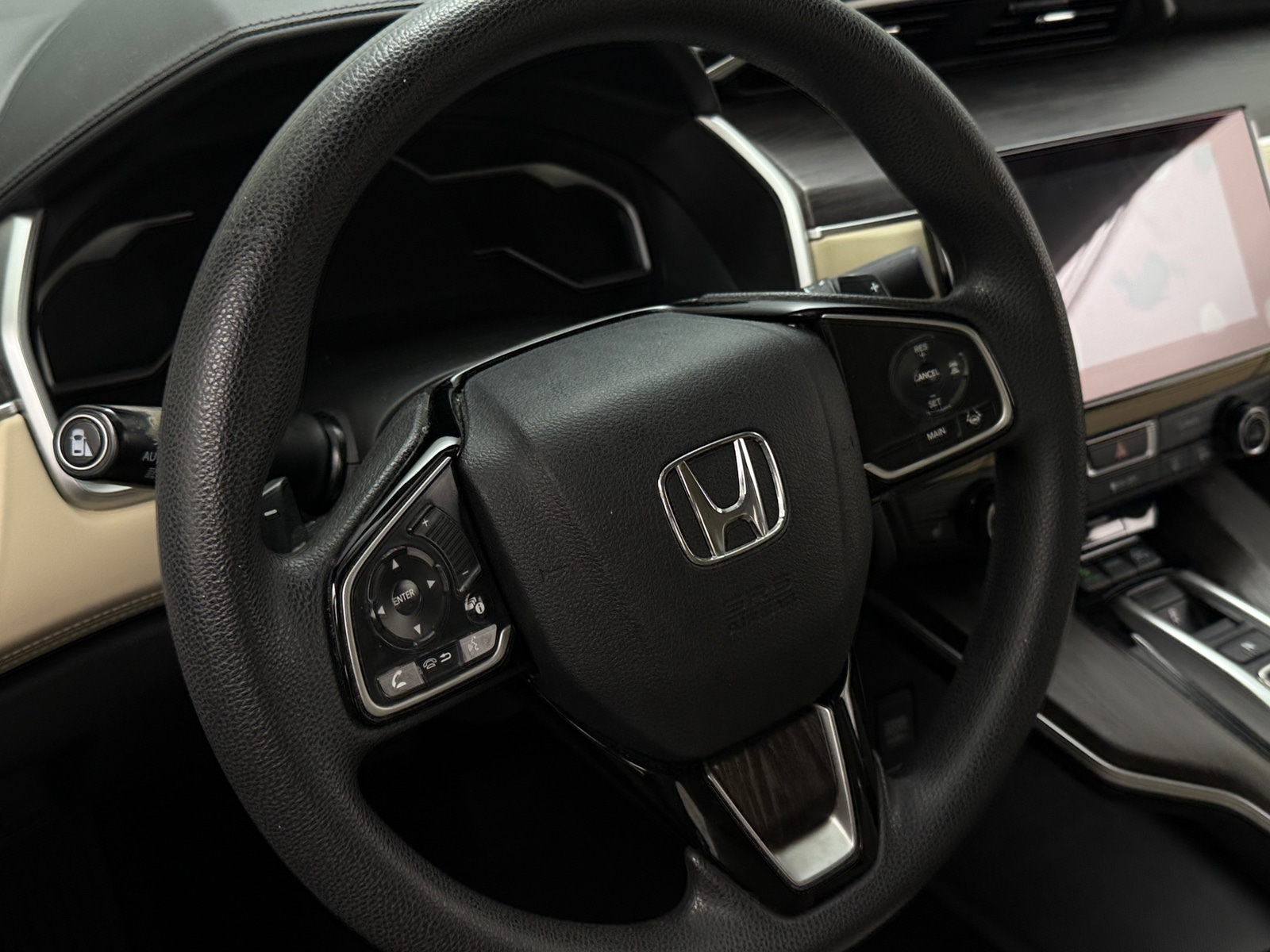 Thumbnail: 2018 Honda Clarity - 5