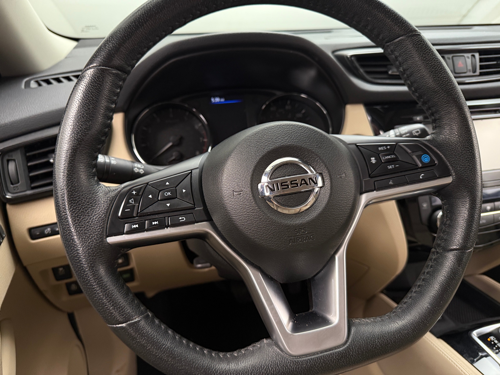 Thumbnail: 2019 Nissan Rogue - 4