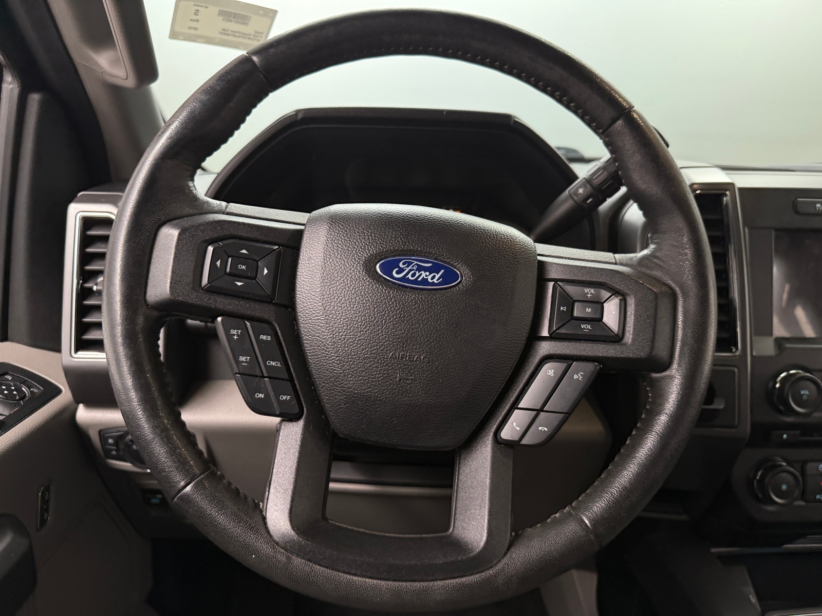 Thumbnail: 2018 Ford Econoline - 5