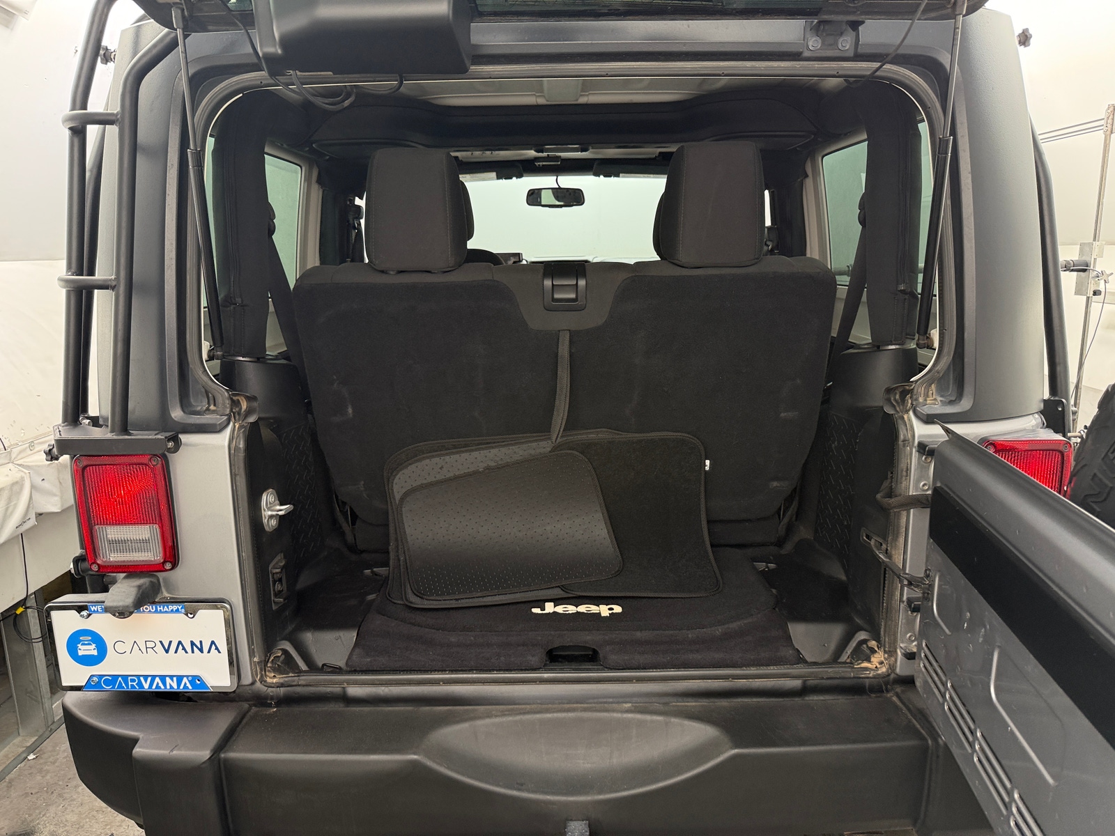 Thumbnail: 2016 Jeep Wrangler - 7