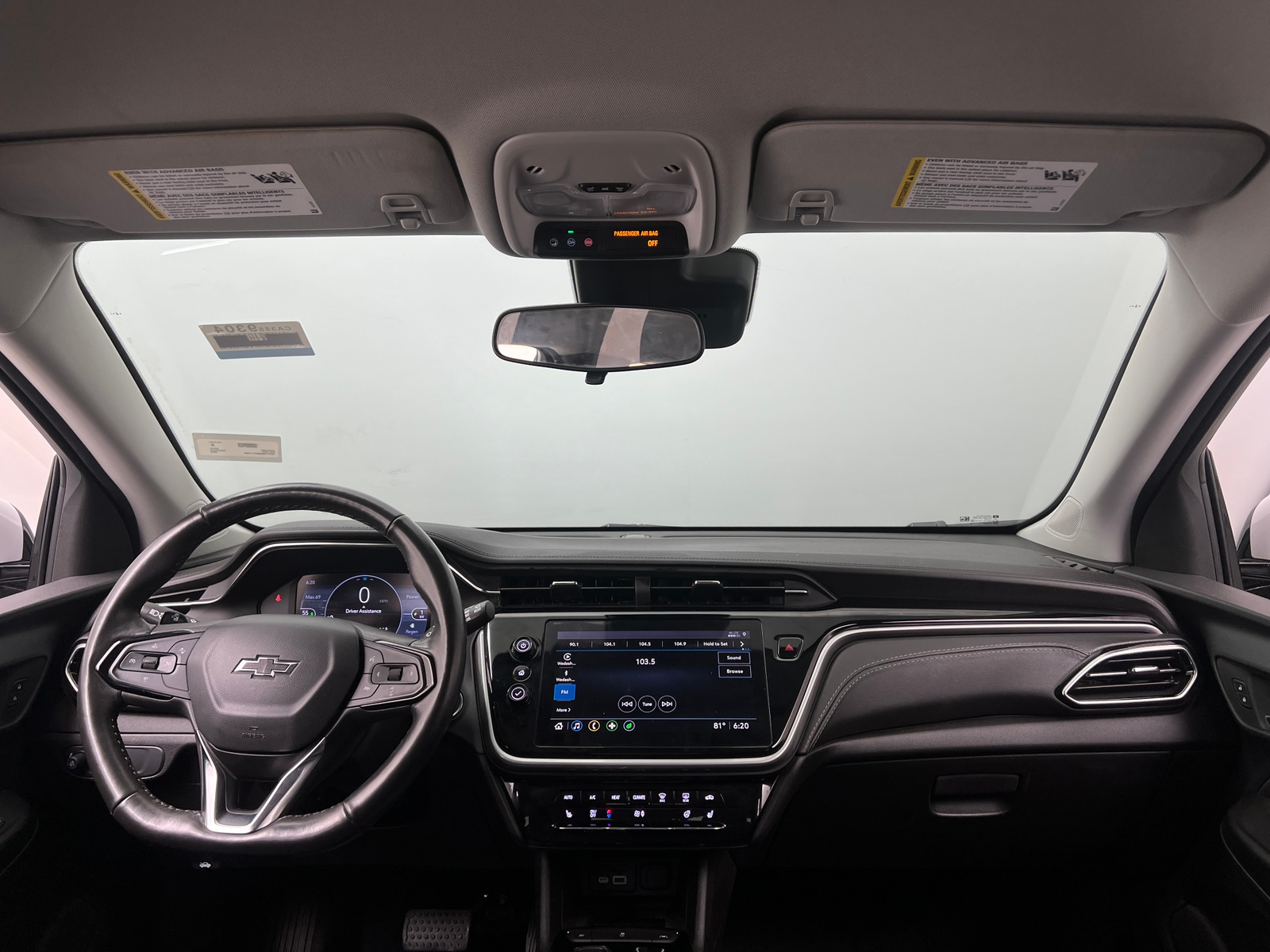 Thumbnail: 2022 Chevrolet Bolt EUV - 3