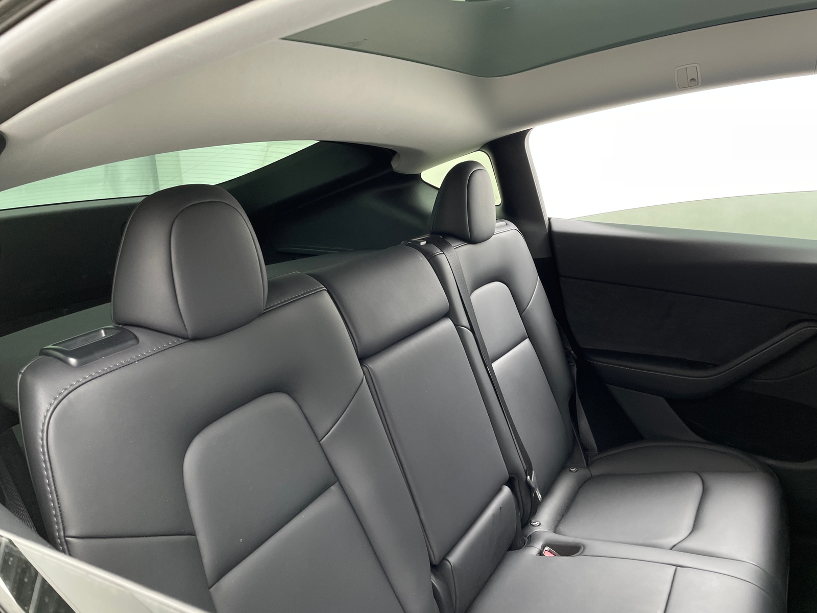 Thumbnail: 2024 Tesla Model Y - 4