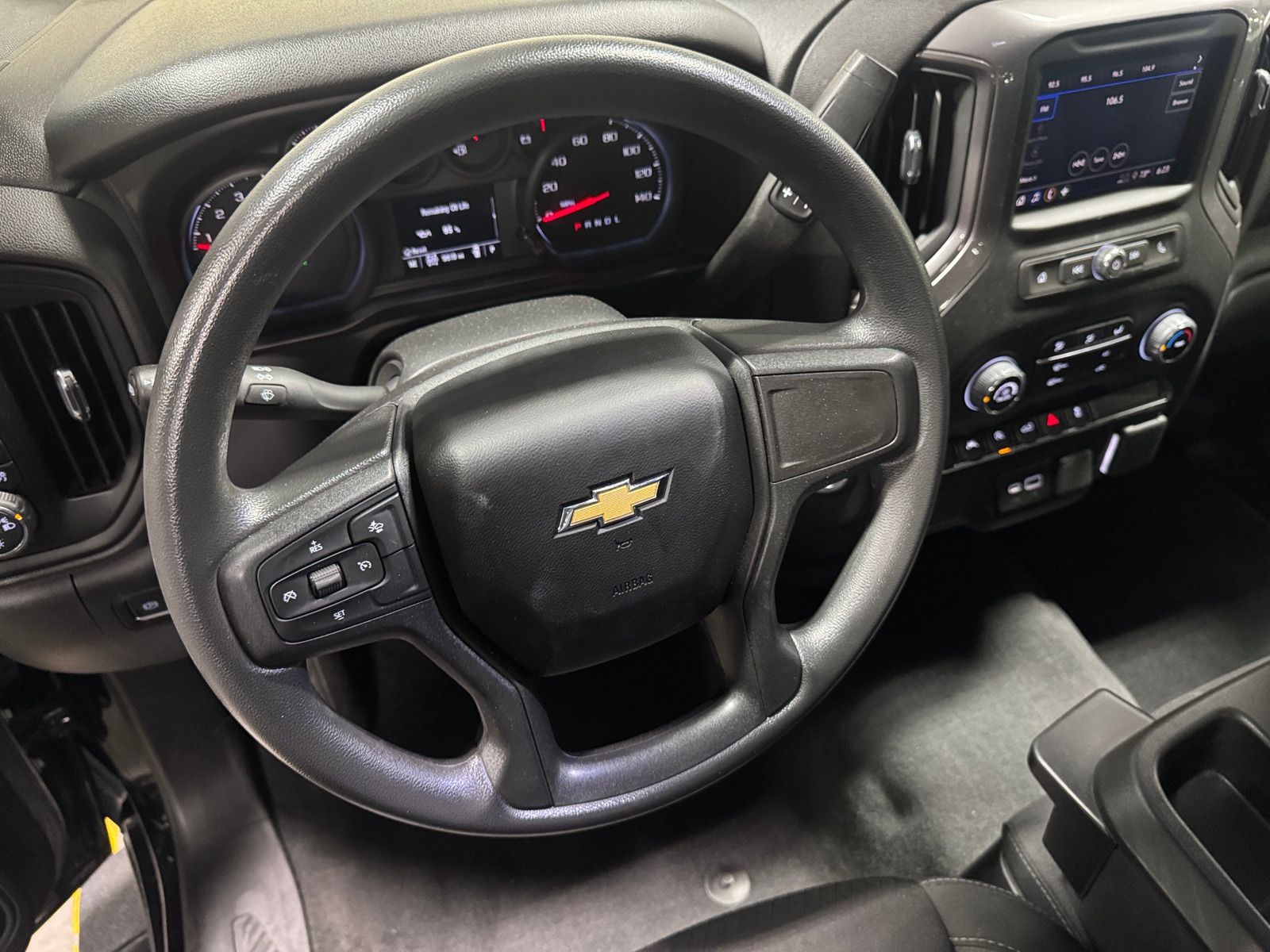 Thumbnail: 2023 Chevrolet Silverado 1500 - 5