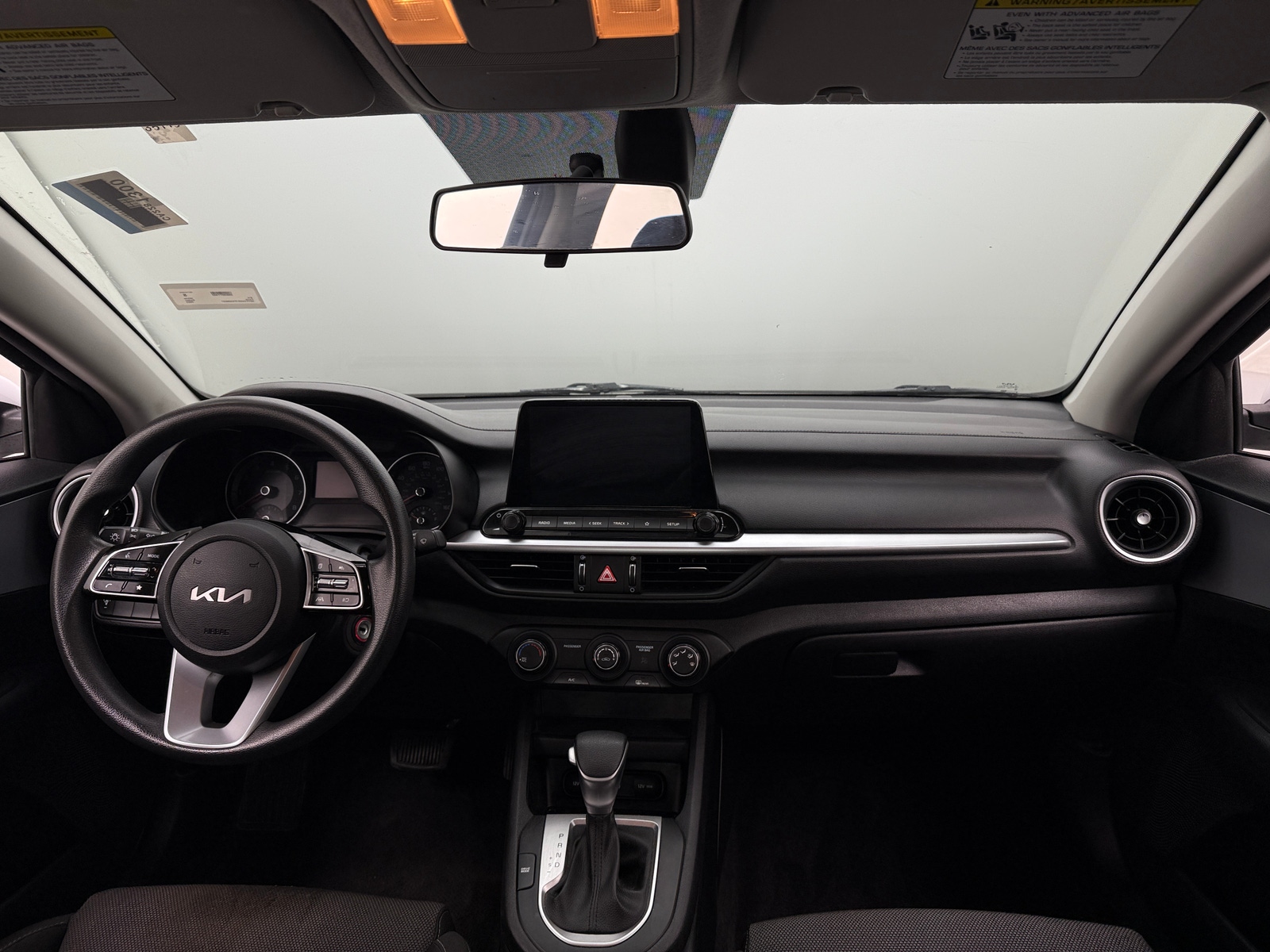 Thumbnail: 2023 Kia Forte - 3