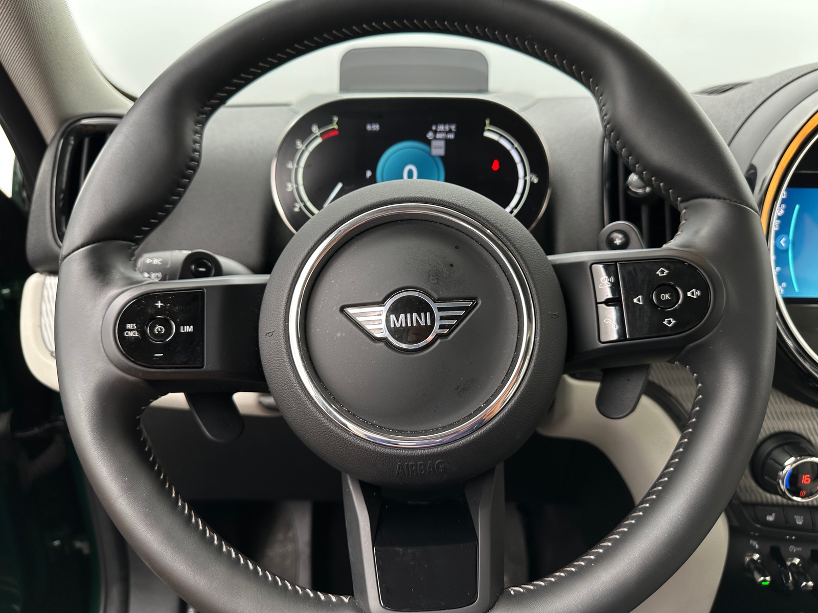 Thumbnail: 2022 MINI Cooper Countryman - 4