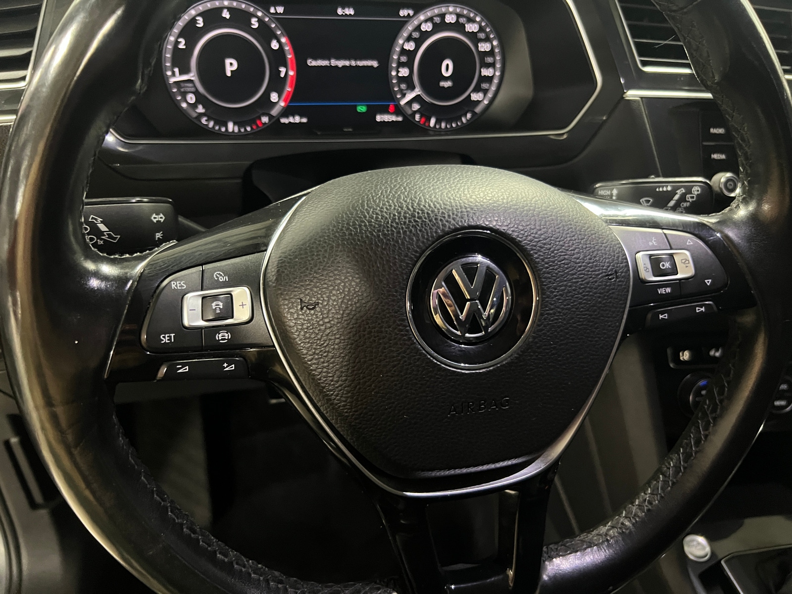 Thumbnail: 2019 Volkswagen Tiguan - 4