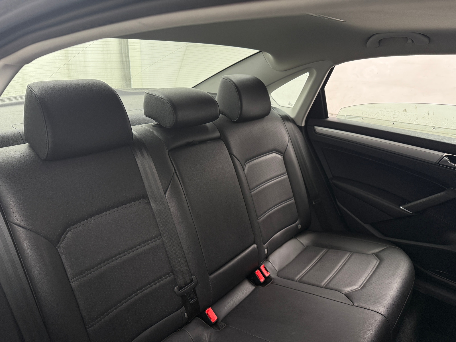 Thumbnail: 2019 Volkswagen Passat - 5