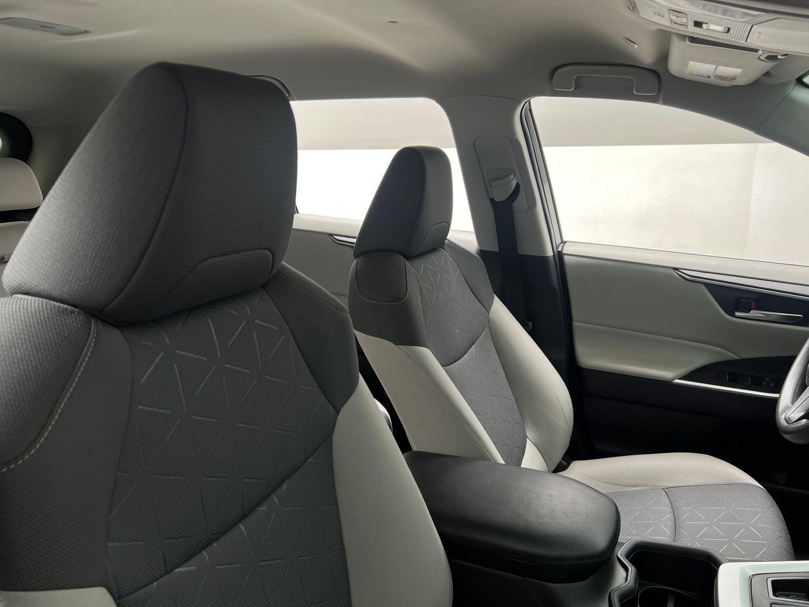 Thumbnail: 2024 Toyota RAV4 - 2