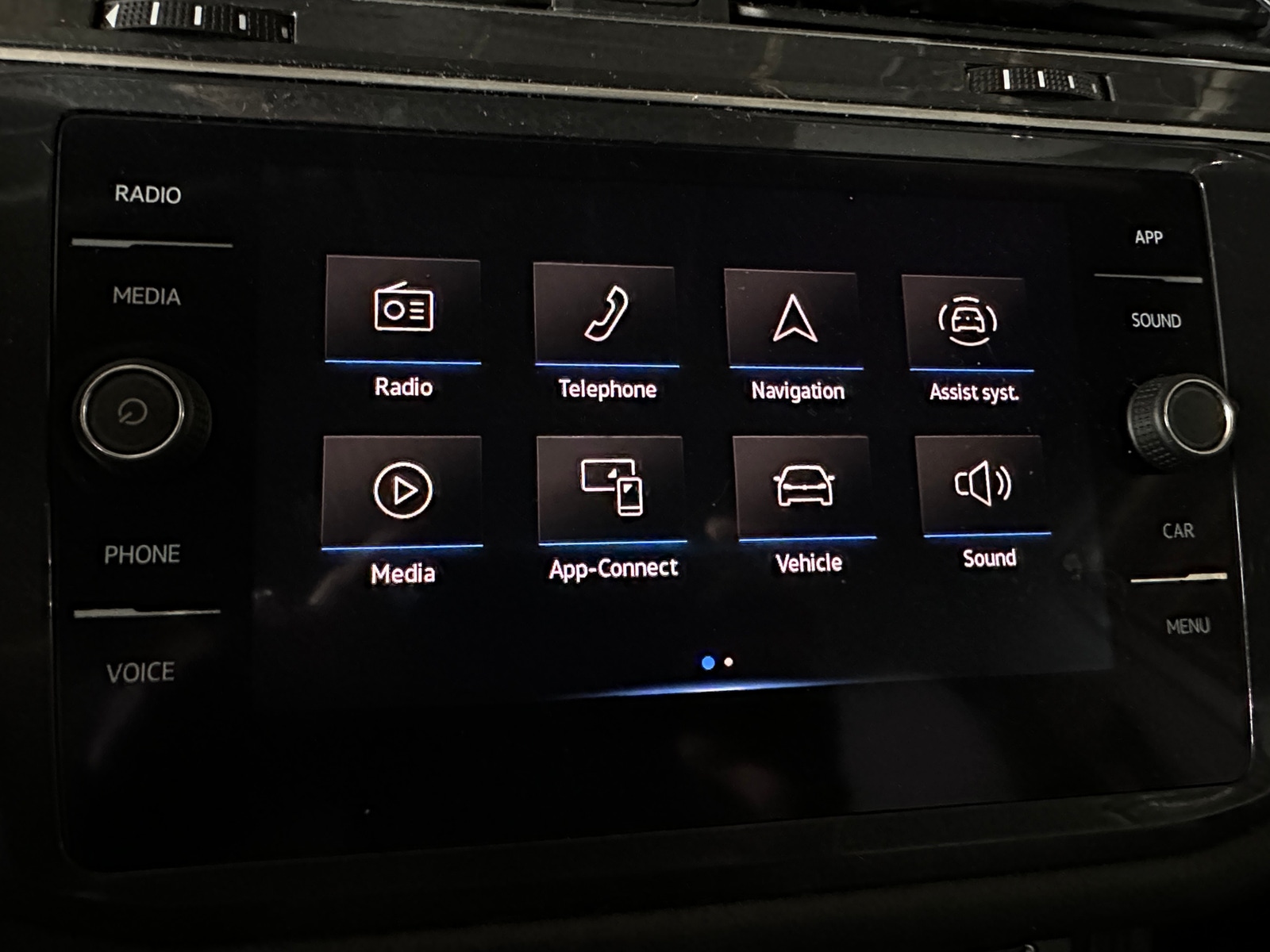 Thumbnail: 2021 Volkswagen Tiguan - 3