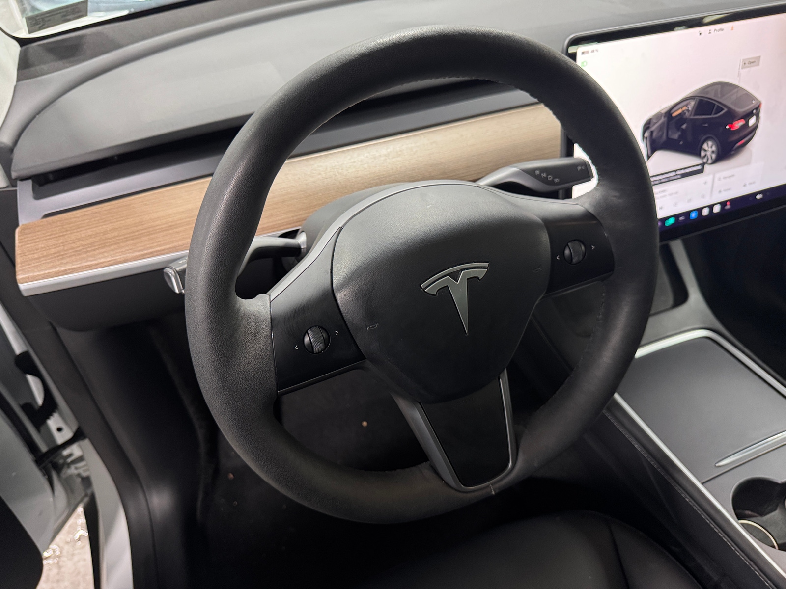 Thumbnail: 2024 Tesla Model Y - 4
