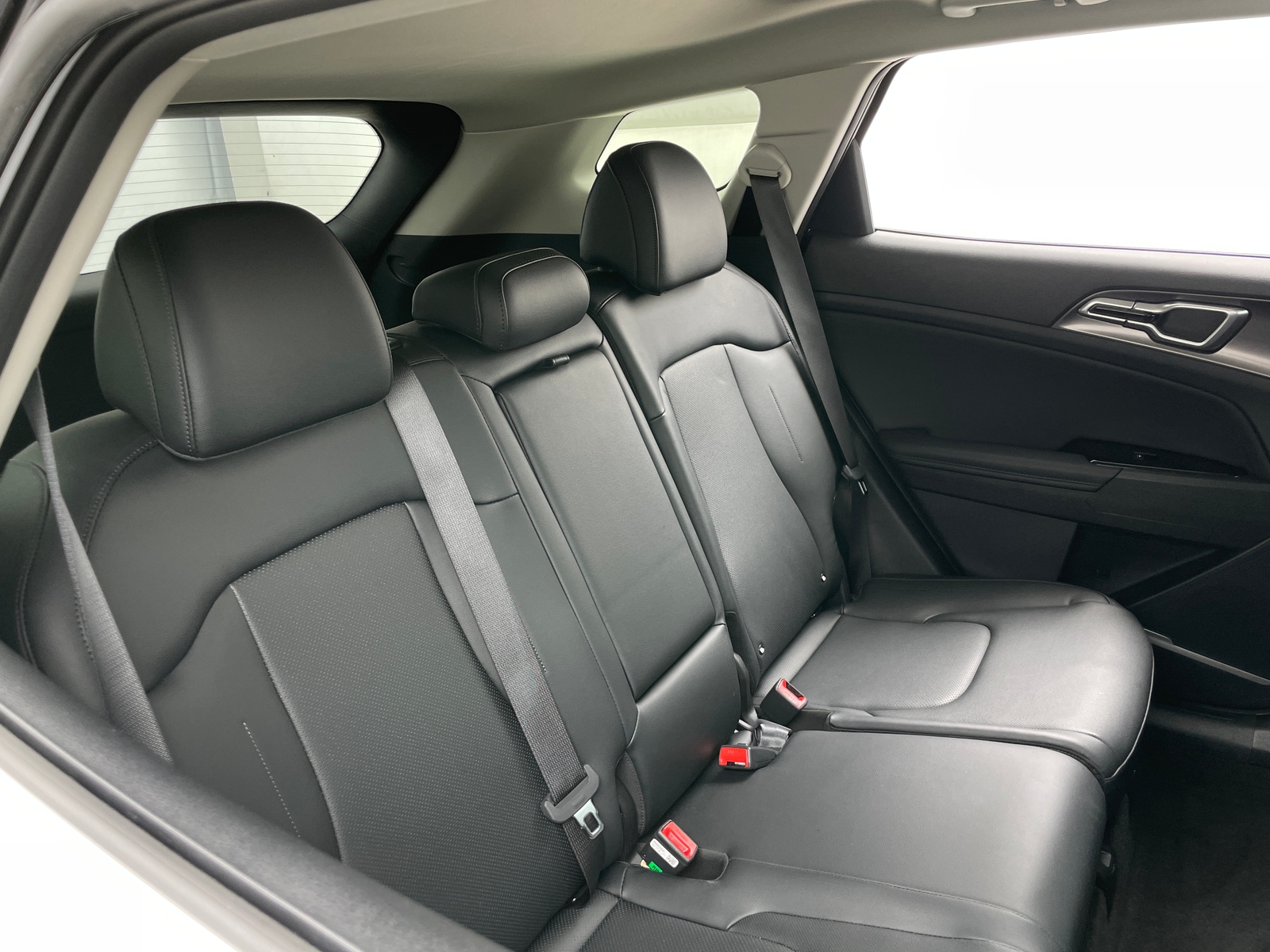 Thumbnail: 2025 Kia Sportage - 5