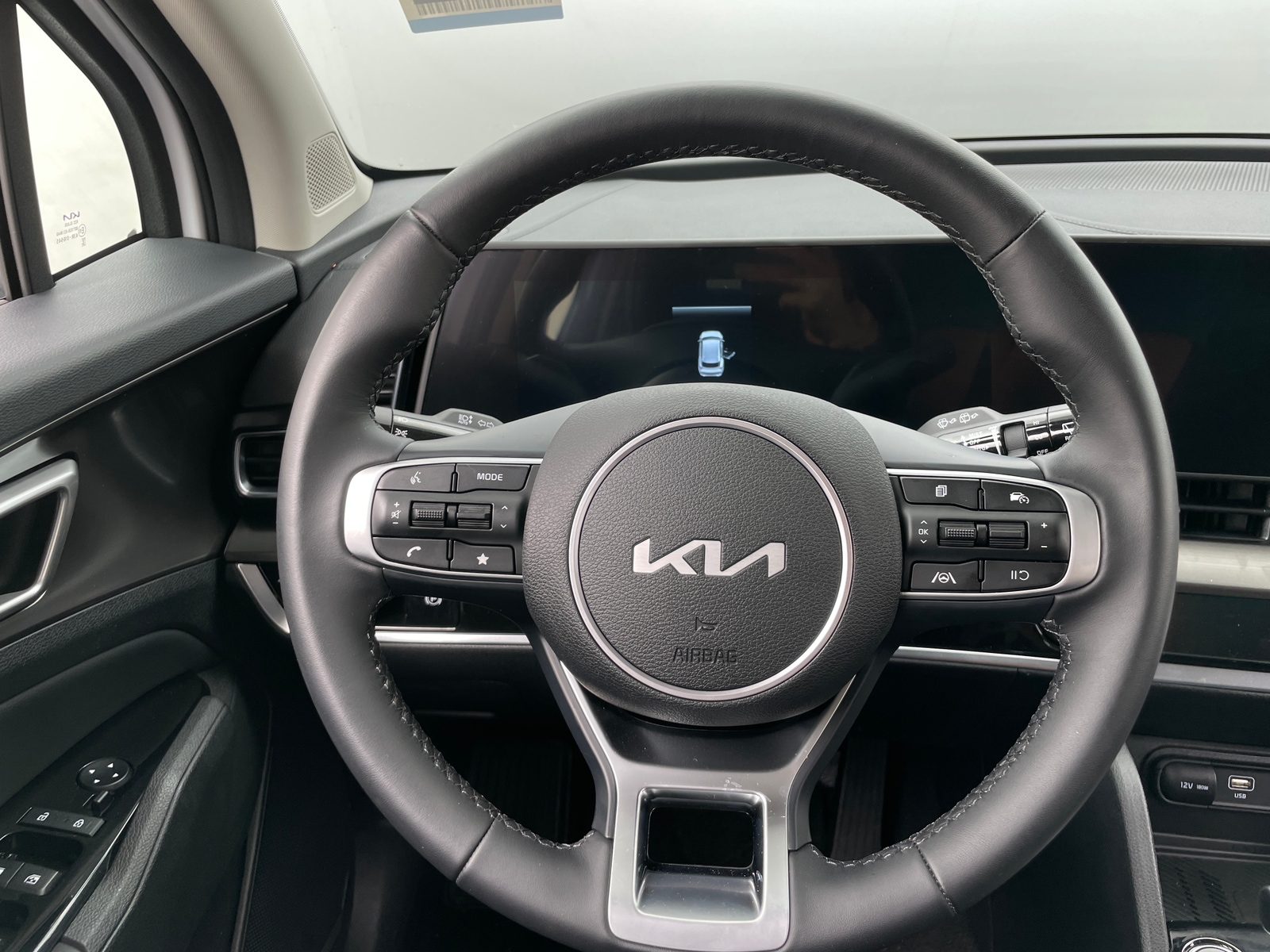Thumbnail: 2025 Kia Sportage - 4