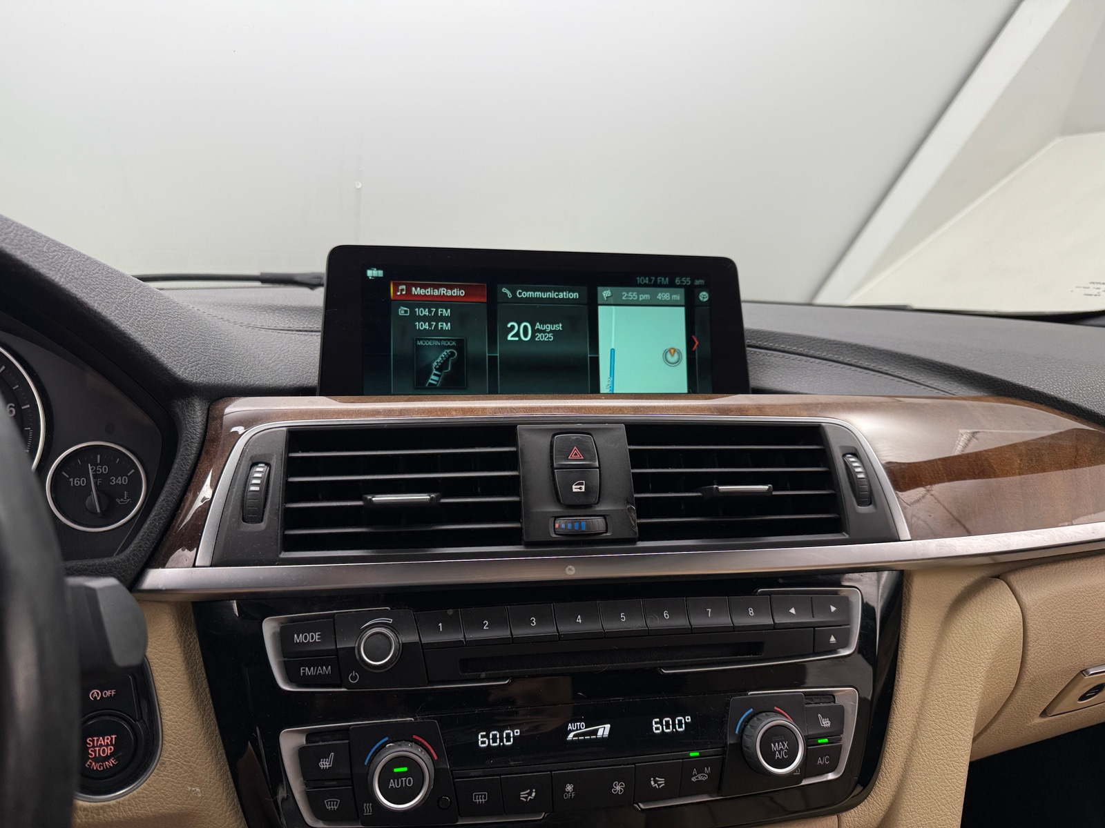 Thumbnail: 2018 BMW 3 Series - 3