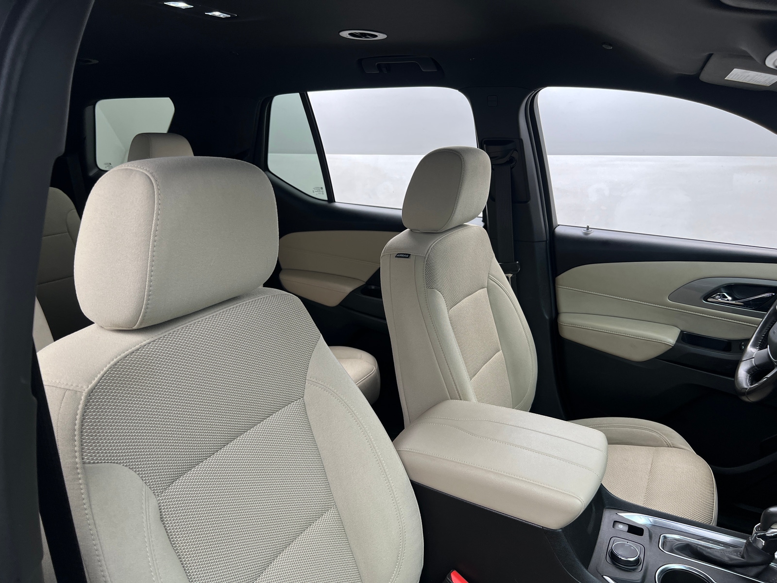 Thumbnail: 2022 Chevrolet Traverse - 2