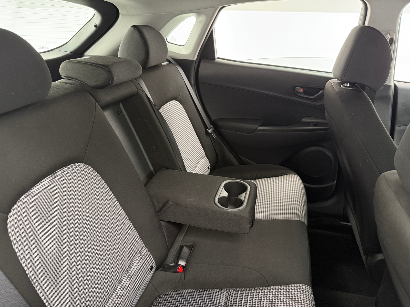 Thumbnail: 2022 Hyundai Kona - 6
