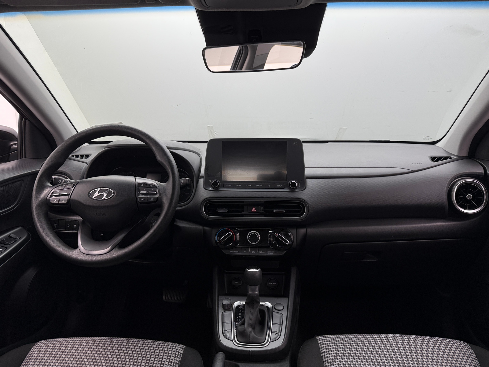 Thumbnail: 2022 Hyundai Kona - 3
