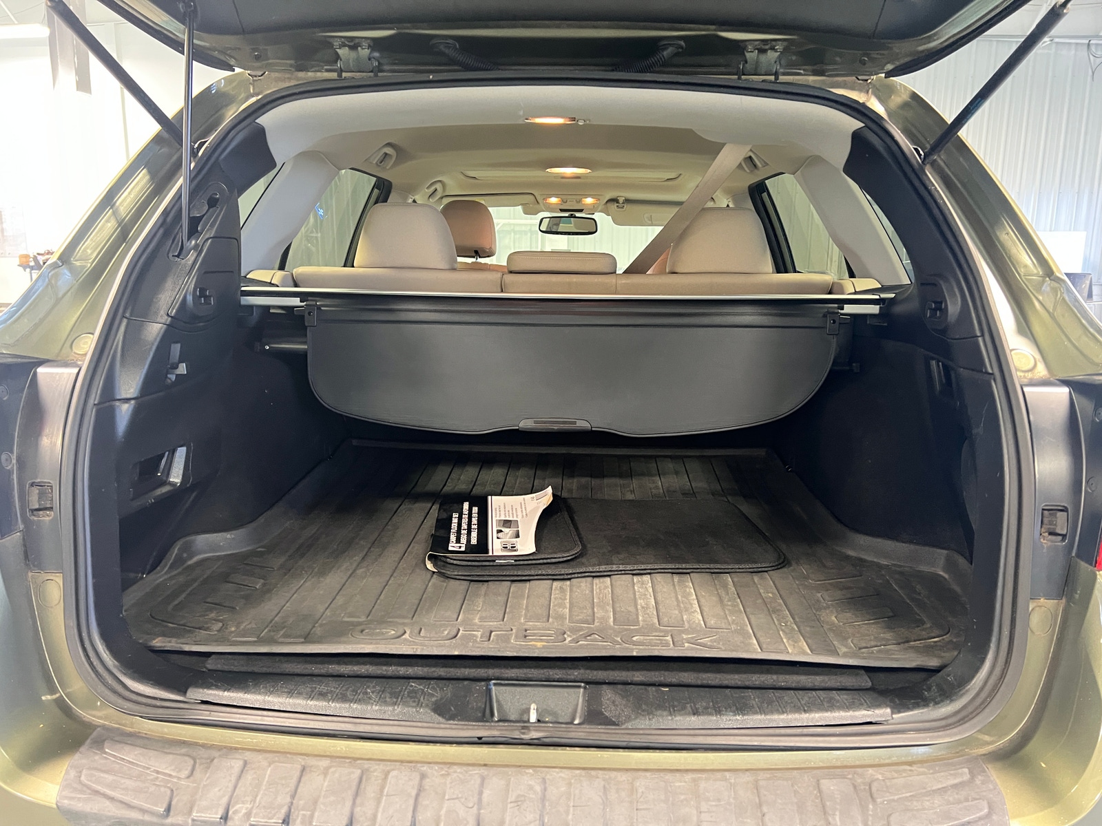 Thumbnail: 2015 Subaru Outback - 6