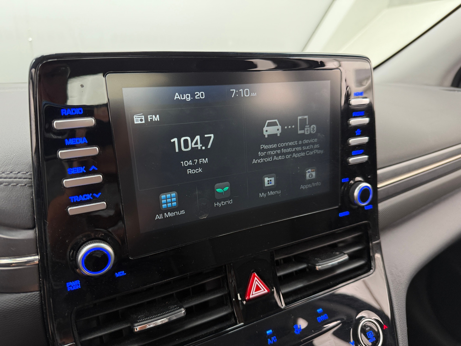 Thumbnail: 2020 Hyundai Ioniq - 4