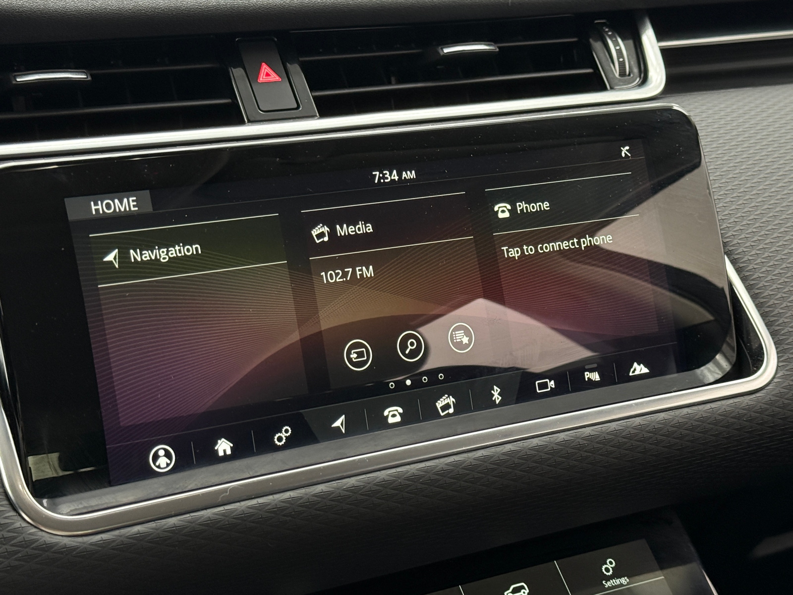 Thumbnail: 2020 Land Rover Range Rover Evoque - 3