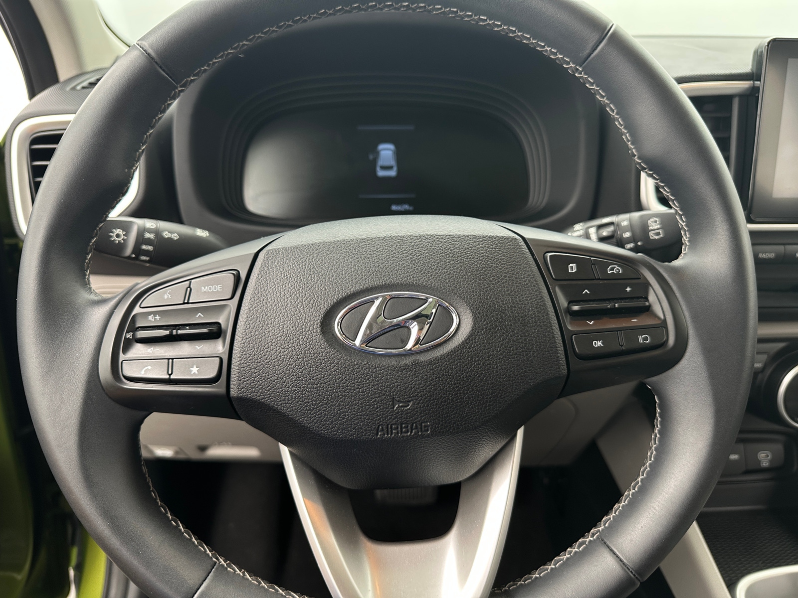 Thumbnail: 2023 Hyundai Venue - 5
