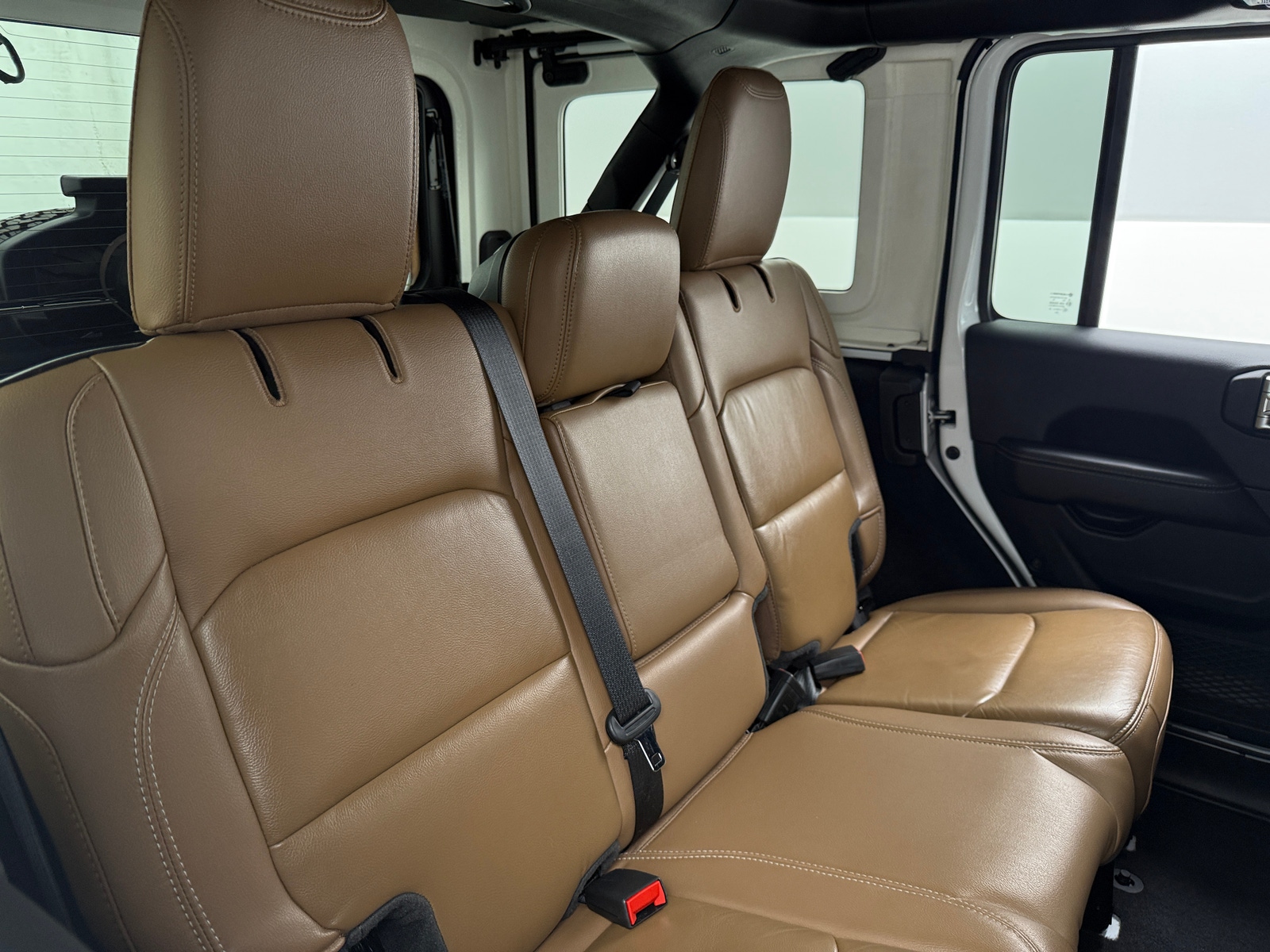 Thumbnail: 2021 Jeep Wrangler - 5