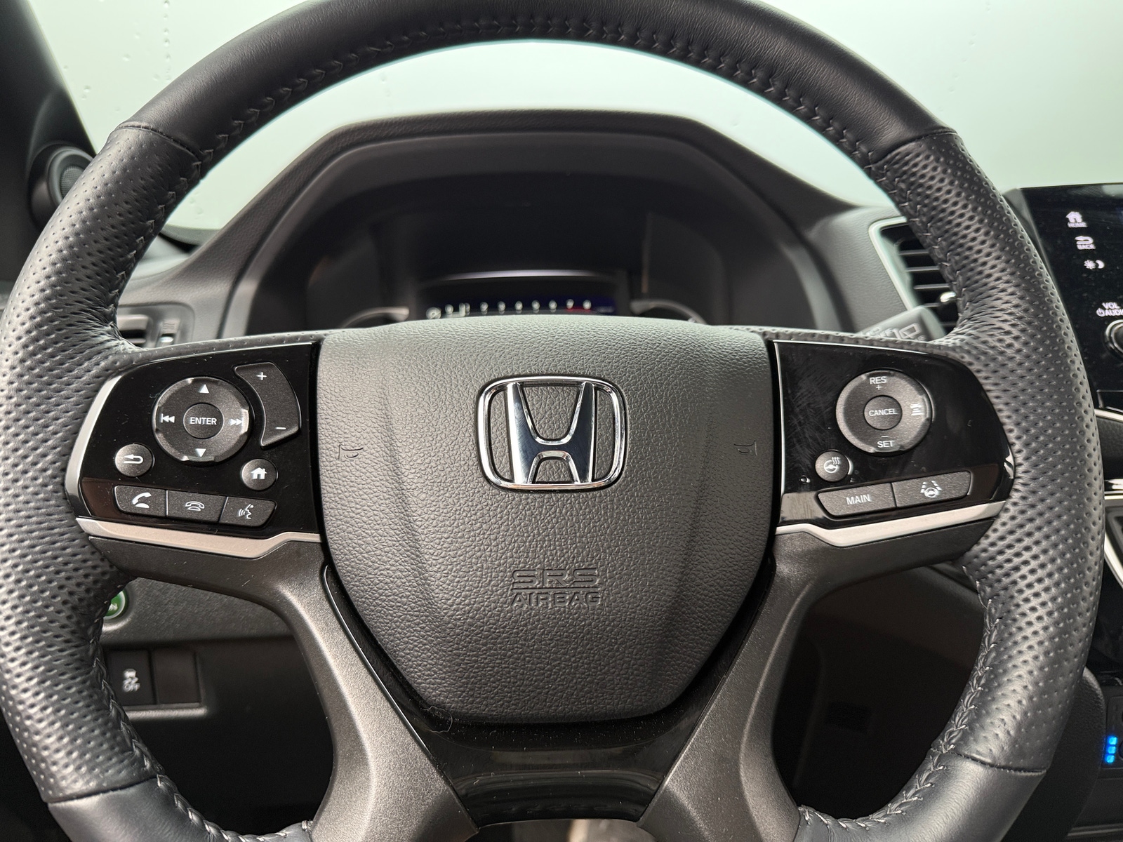 Thumbnail: 2023 Honda Passport - 4