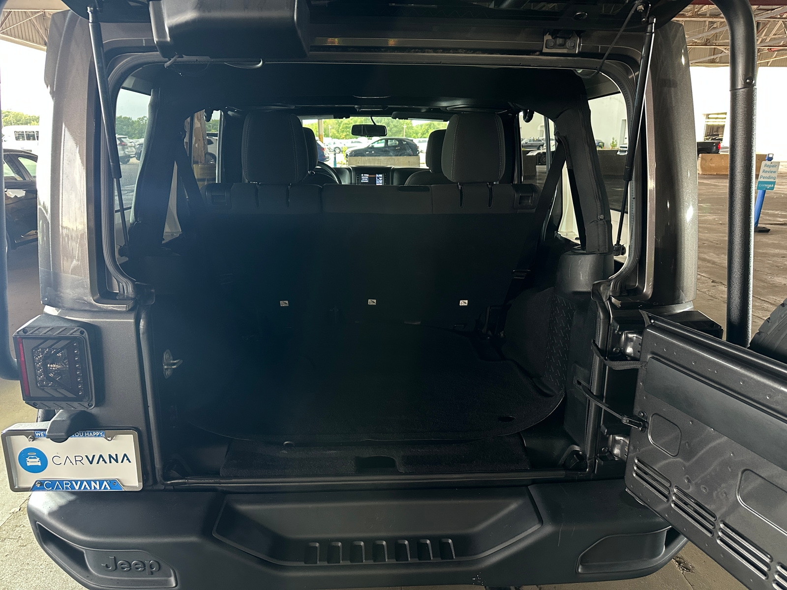 Thumbnail: 2018 Jeep Wrangler - 7