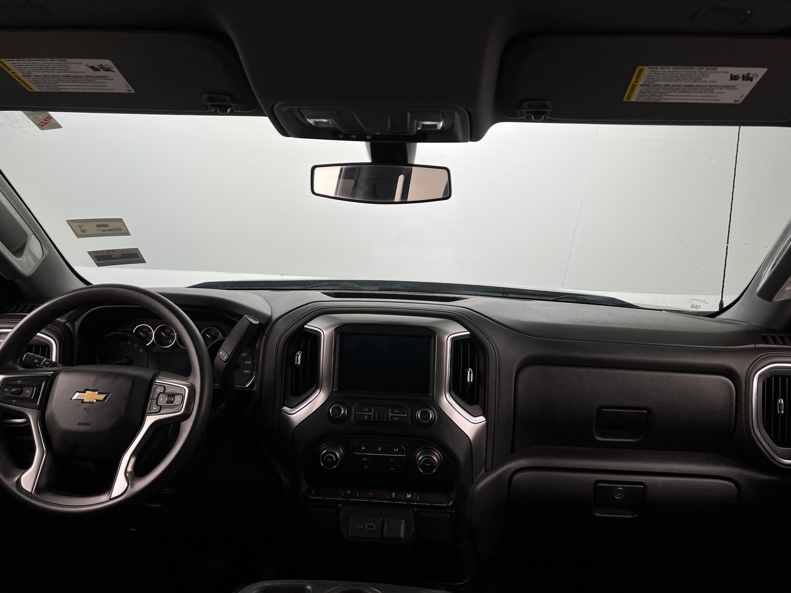 Thumbnail: 2020 Chevrolet Silverado 1500 - 3